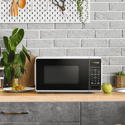 Mainstays 0.7 Cu ft Countertop Microwave Oven, 700 Watts, White