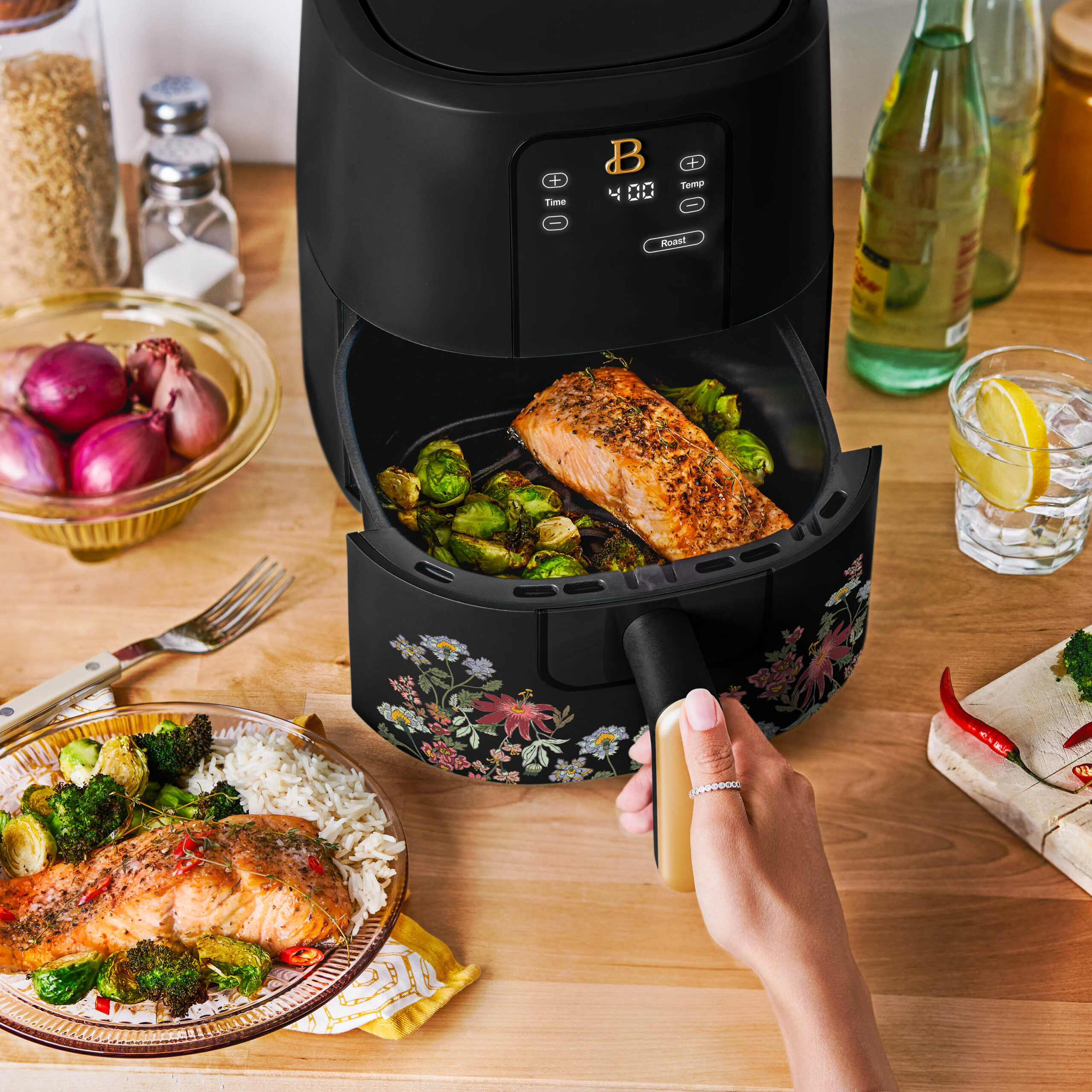 Beautiful 3 Qt Air Fryer with TurboCrisp Technology, Wildflower by Drew Barrymore, Black