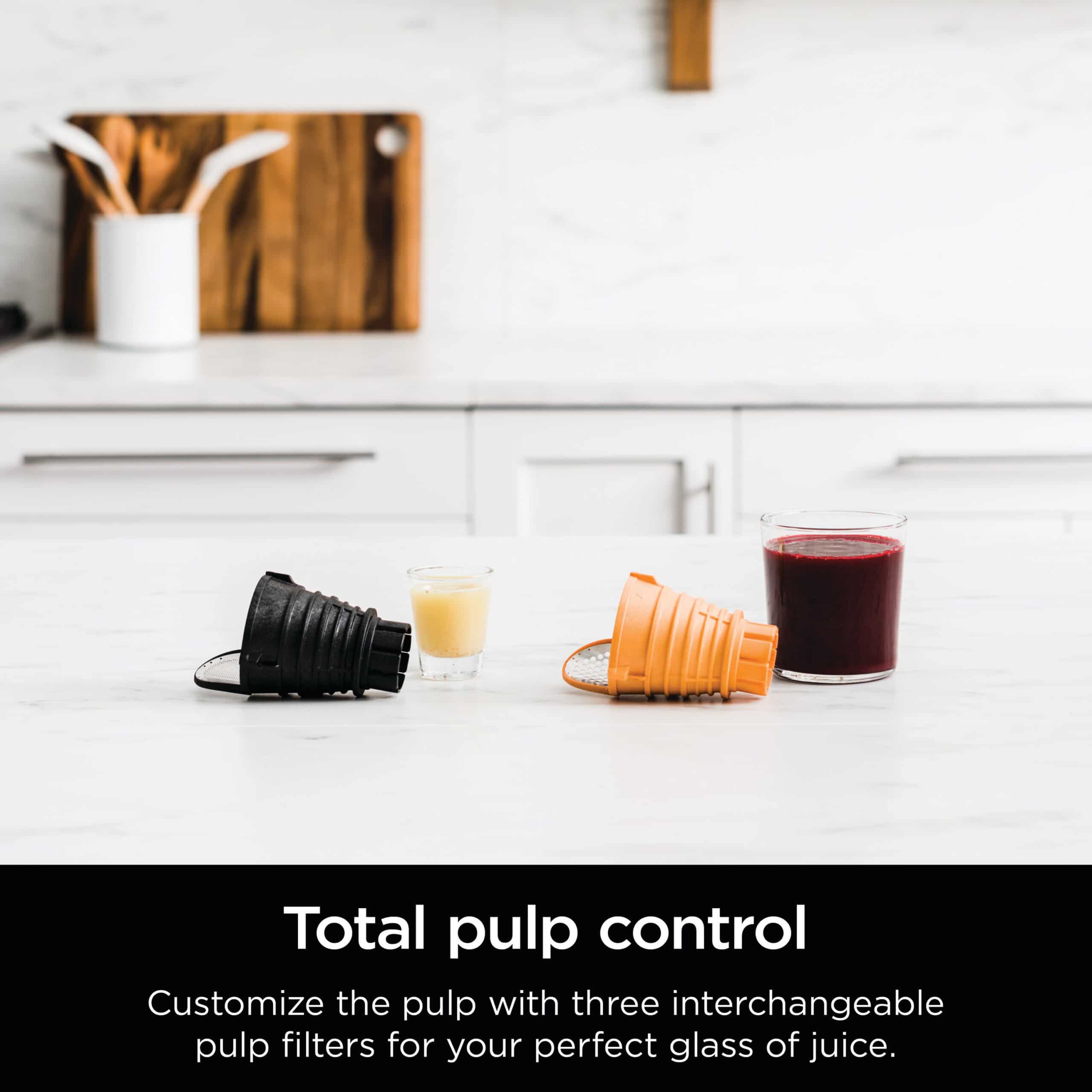 Ninja Cold Press Juicer Pro Powerful Slow Juicer with Total Pulp Control, Cloud Silver, JC100
