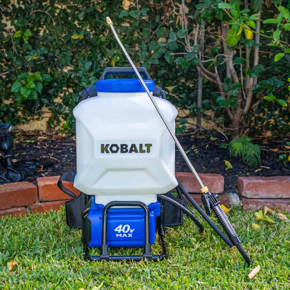 Kobalt 4-Gallon 40-volt Battery Operated Plastic Backpack Sprayer Battery and Charger Included - Image 16