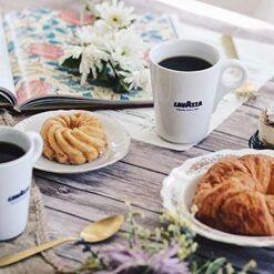 Lavazza Top Class Filtro Whole Bean Coffee Medium Roast 2.2LB Bag, Milk chocolate and roasted hazelnut aromatic notes