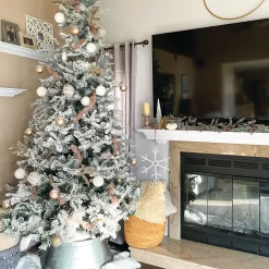 Fraser Hill Farm 9-ft Mountain Pine Pre-lit Flocked White Artificial Christmas Tree with Clear Incandescent Lights