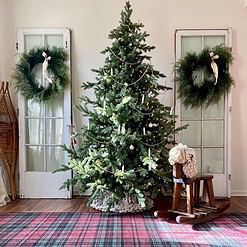Fraser Hill Farm 7.5-ft Woodside Pine Artificial Christmas Tree