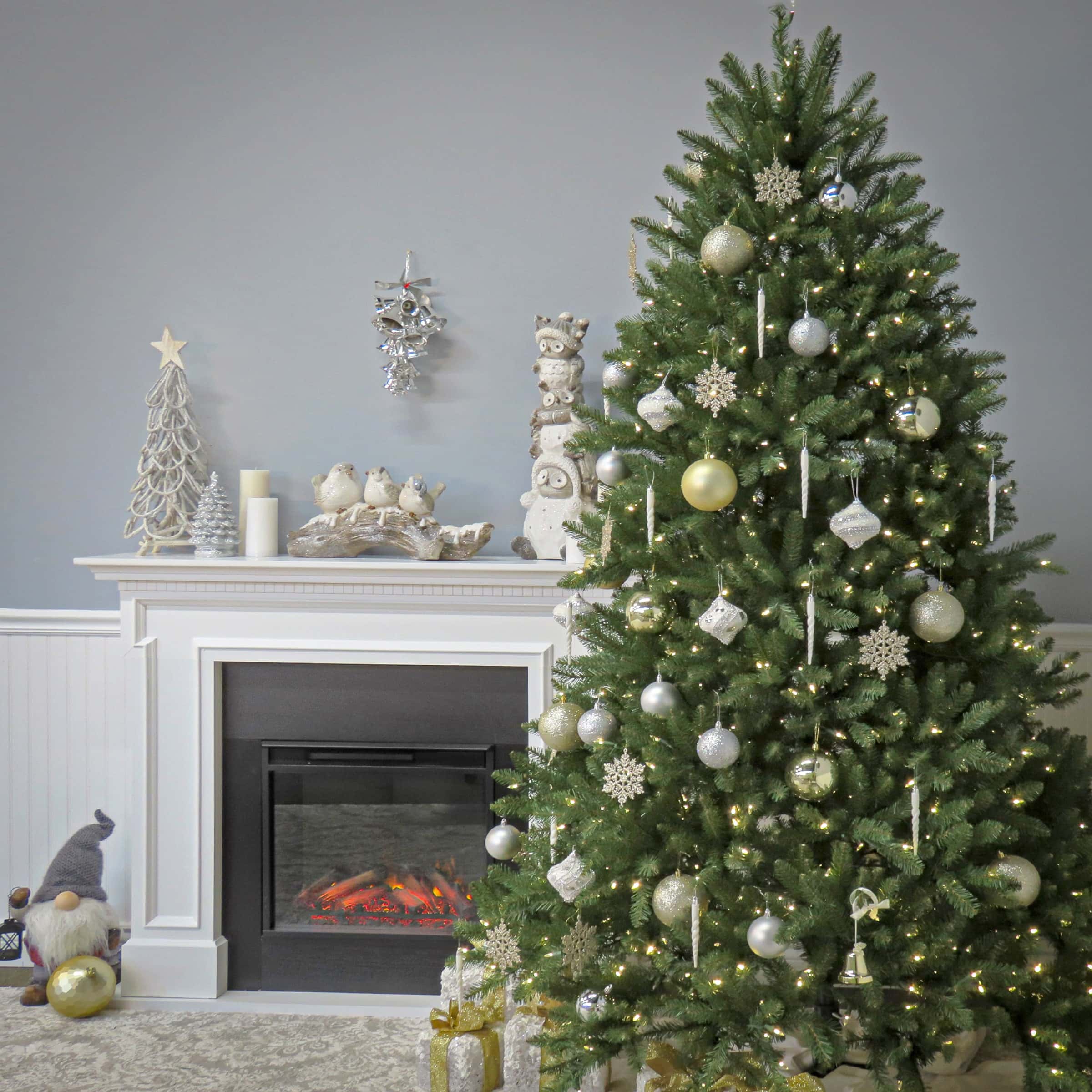 National Tree Company 9-ft Dunhill Fir Pre-lit Artificial Christmas Tree with Clear Incandescent Lights - Image 6