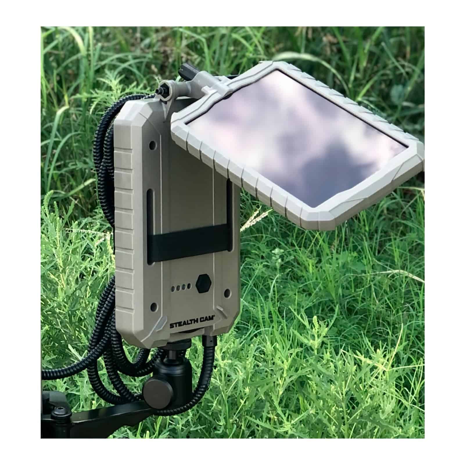 Stealth Cam Durable Sol-Pak Solar Battery Pack, 12V Solar Power Panel, Rechargeable Battery & 10ft Insulated Cable, 3000 mAh