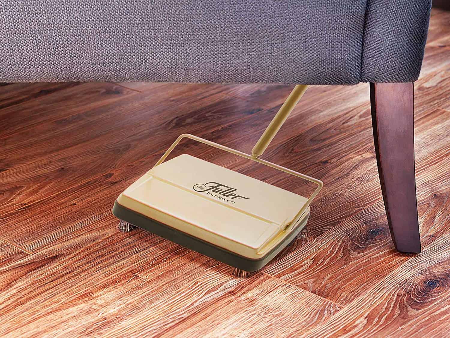 Fuller Brush Electrostatic Carpet & Floor Sweeper - 9" Cleaning Path - Lightweight - Ideal for Crumby Messes - Gold