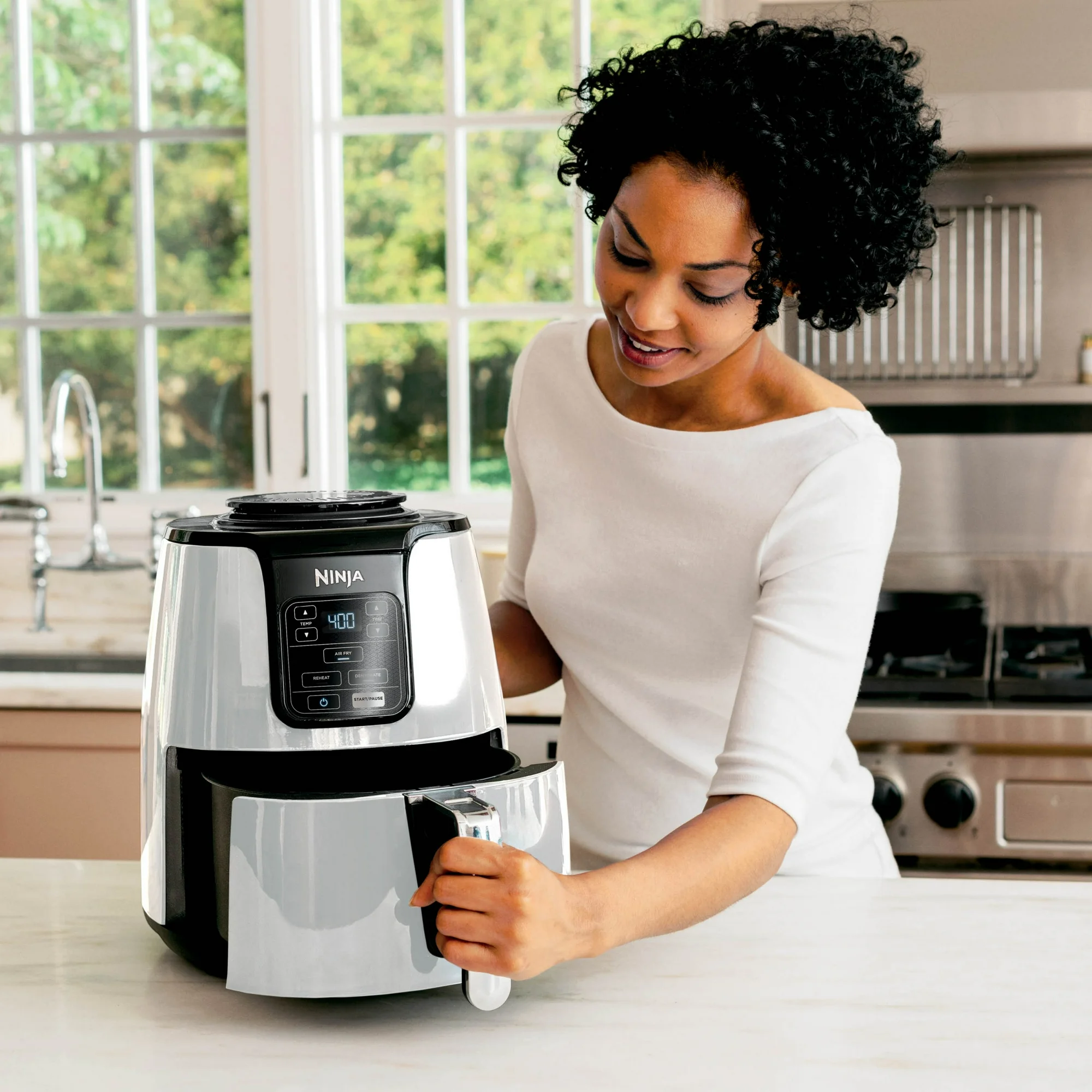 NINJA 4QT Air Fryer - White