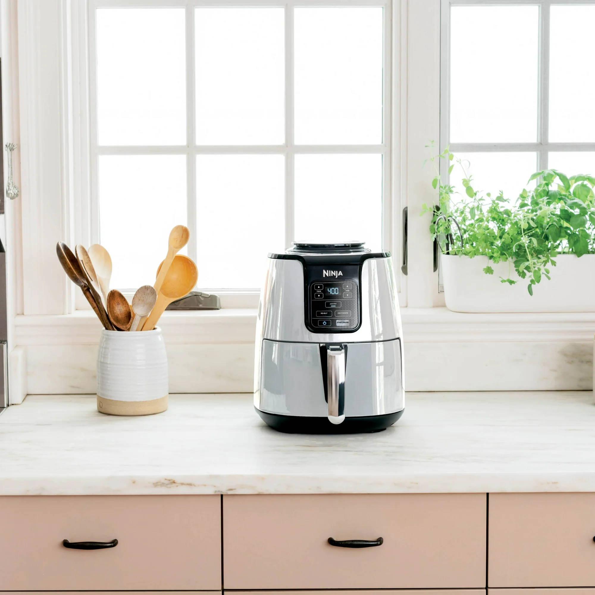 NINJA 4QT Air Fryer - White