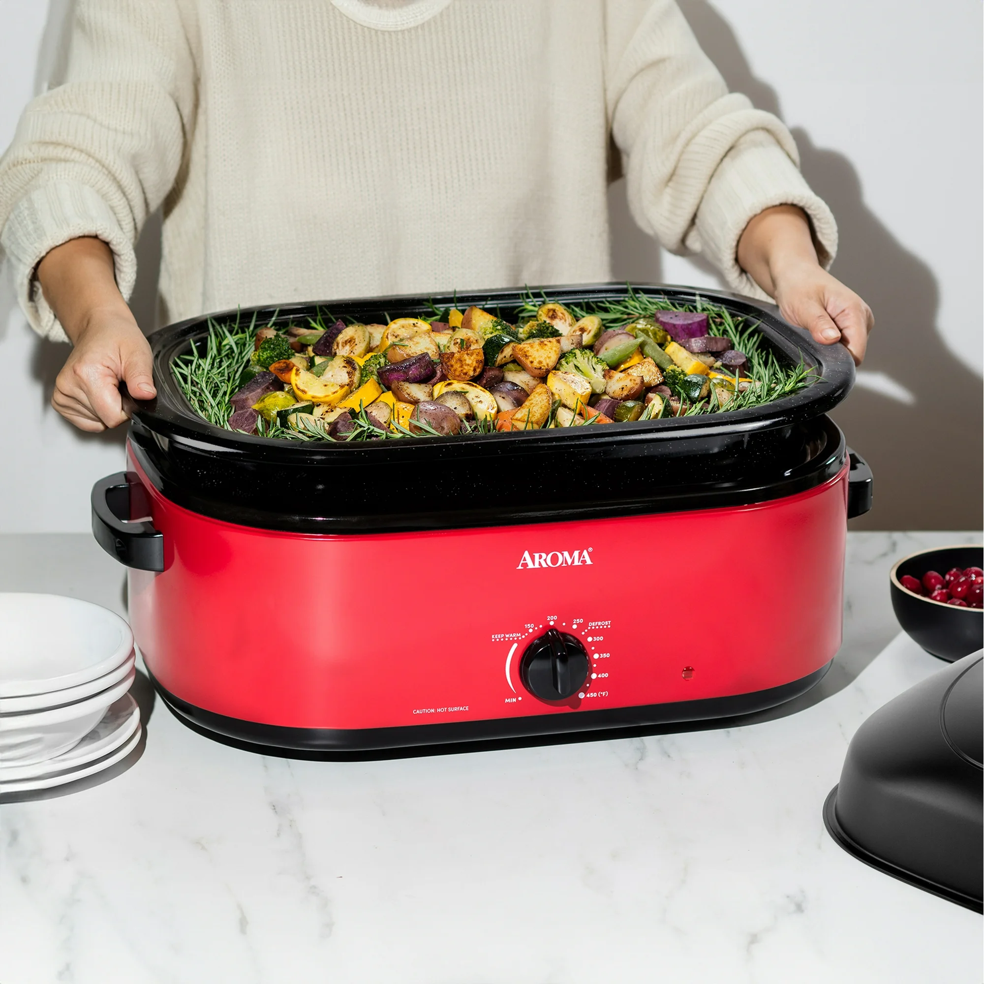 AROMA 18Qt. Roaster Oven with High-Dome Lid, Red
