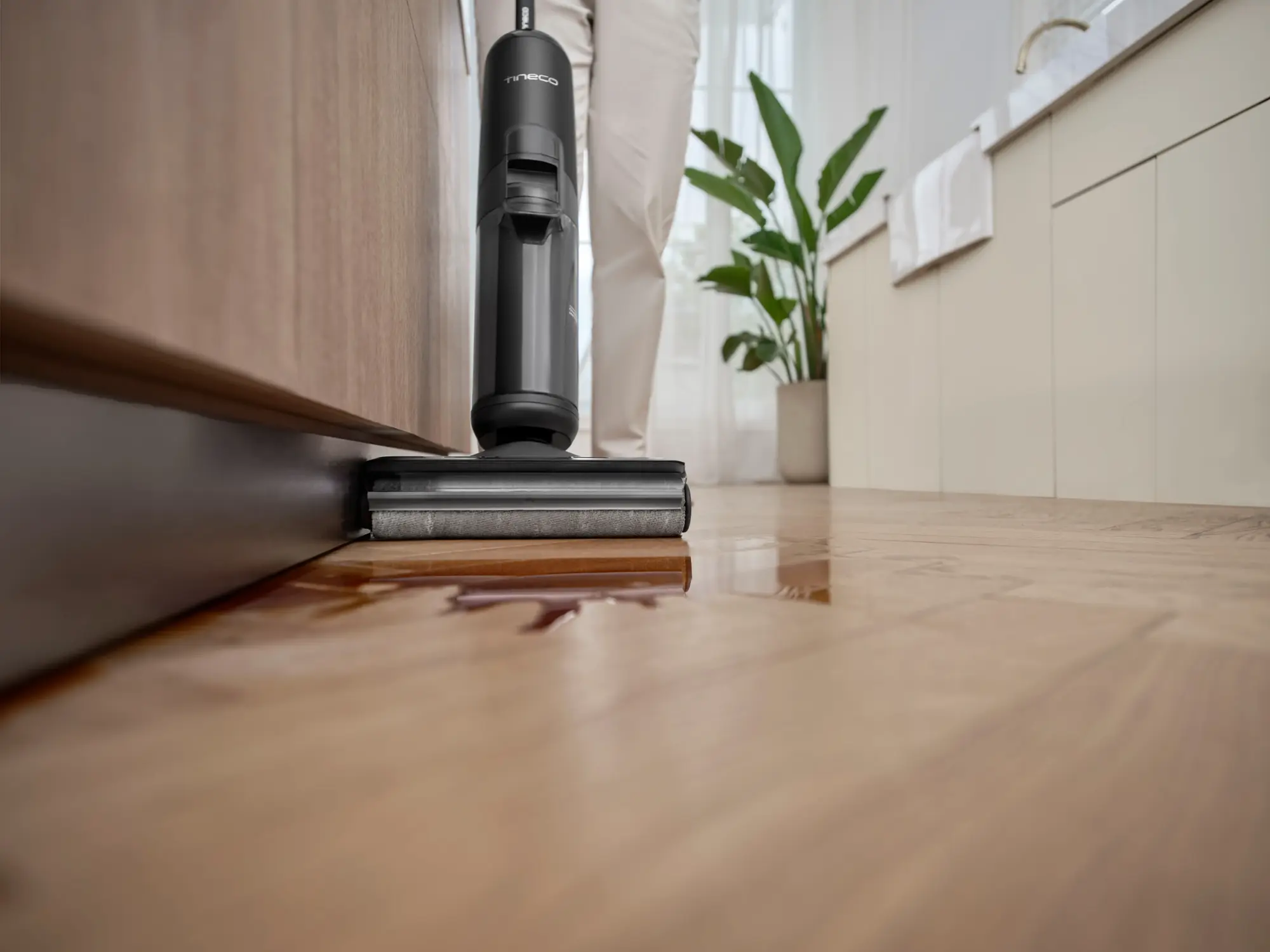 Tineco - Floor Washer Flashdry Cordless Mop & Vacuum Cleaner - 6 Series - Black