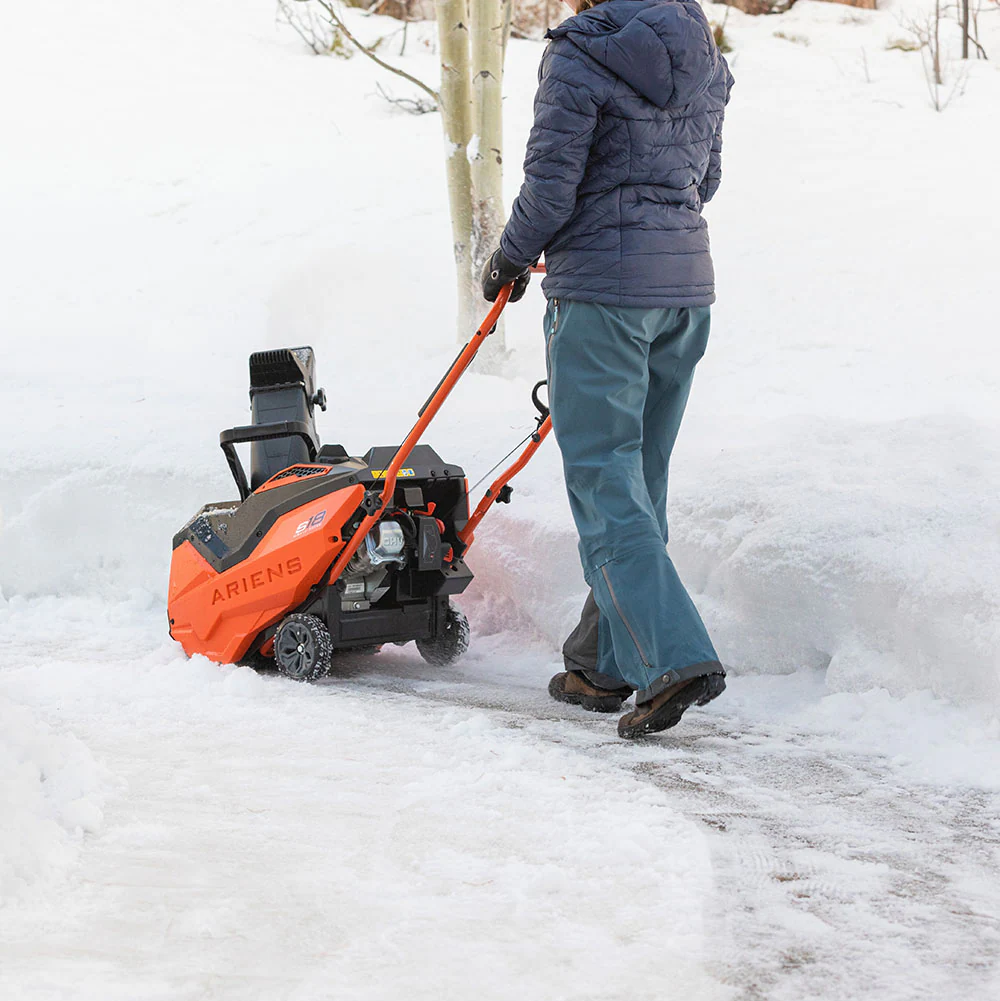 Ariens 18S 18-in Single-stage Push with Auger Assistance Gas Snow Blower