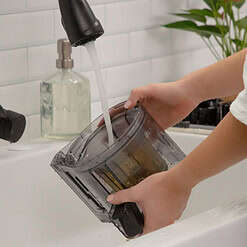 Omega 64-oz Juice Extractor with Removable Pulp Tray (Black)