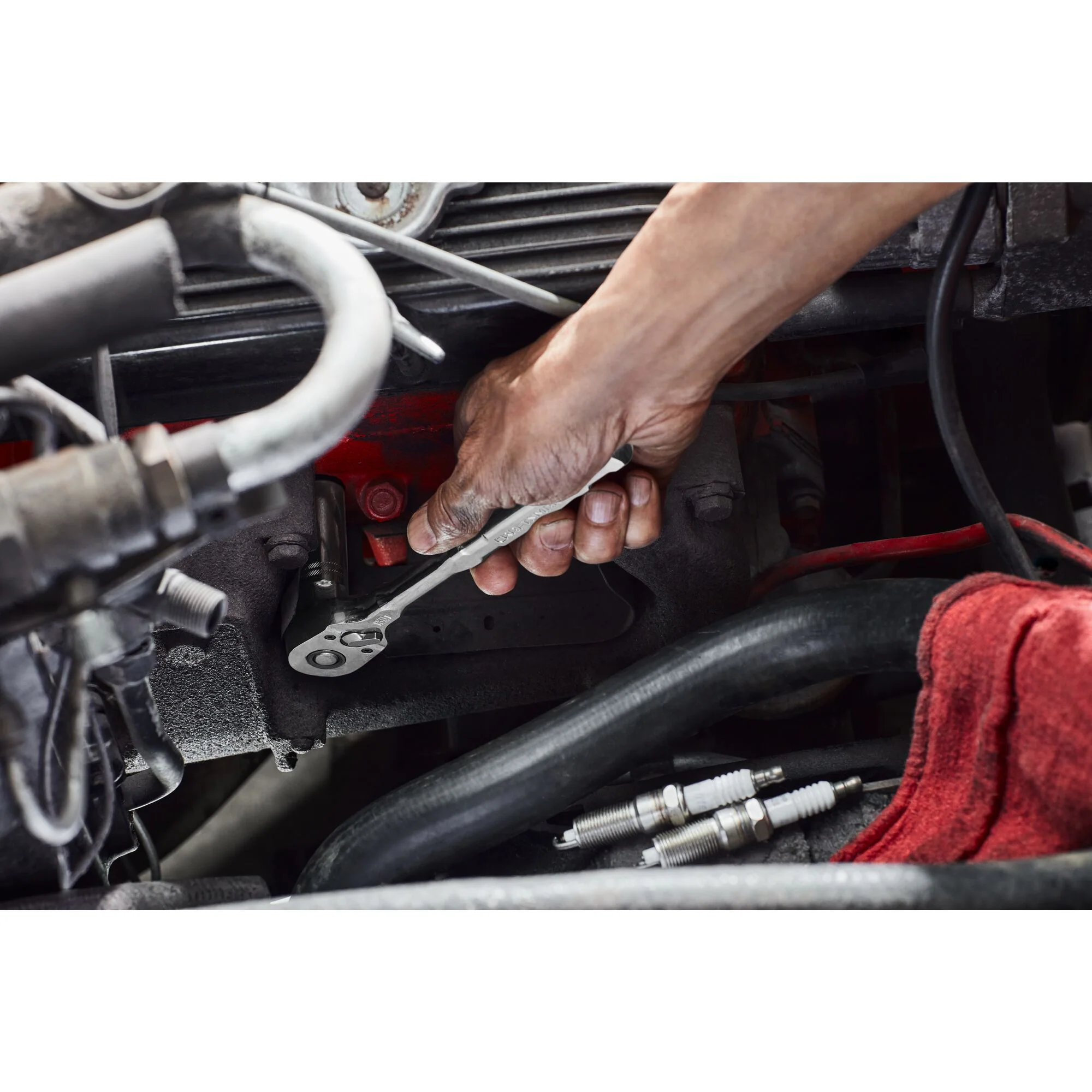 CRAFTSMAN OVERDRIVE 284-Piece Standard (SAE) and Metric Gunmetal Chrome Mechanics Tool Set with Hard Case