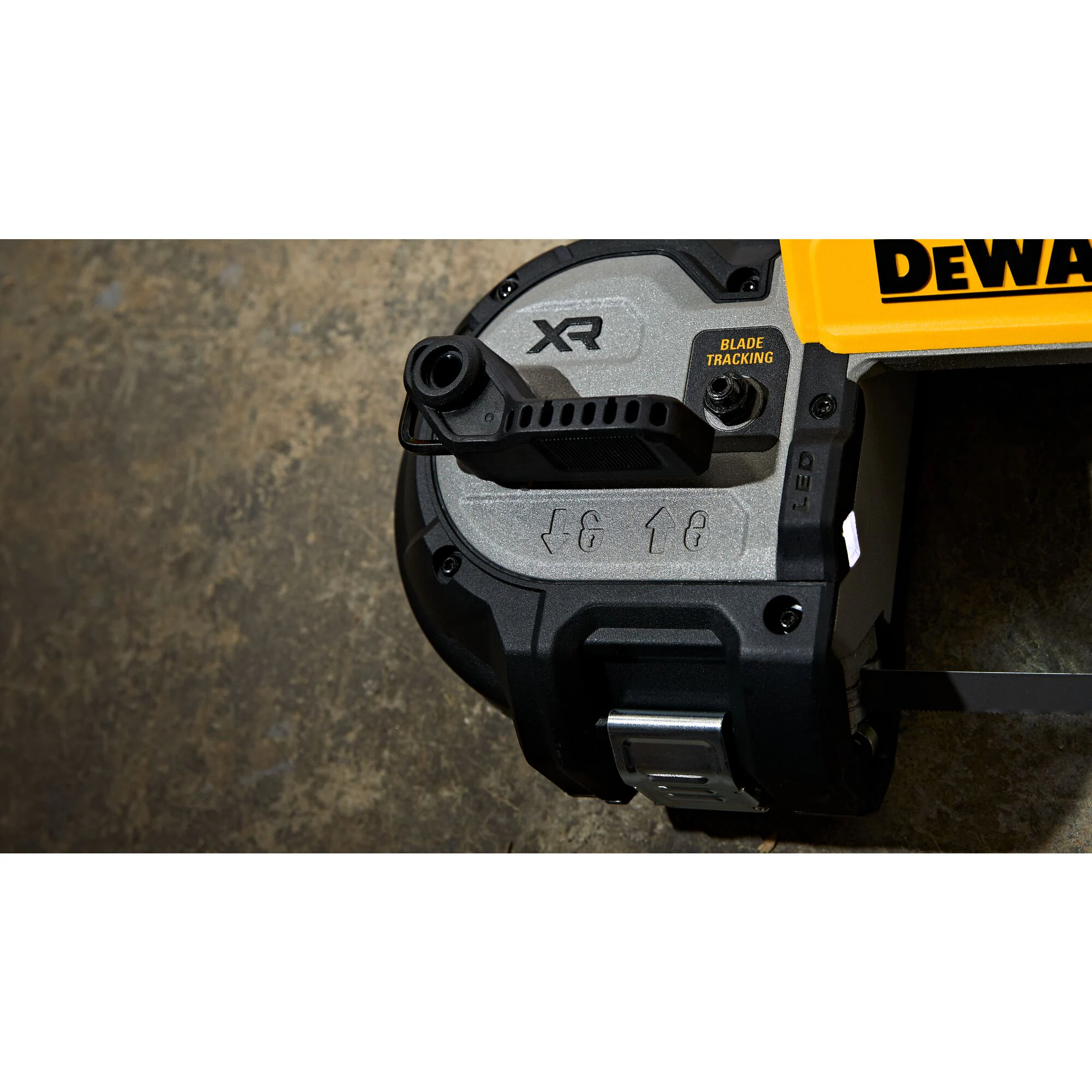 DEWALT 20 Volts 3.375-in Portable Band Saw (Battery and Charger Not Included)