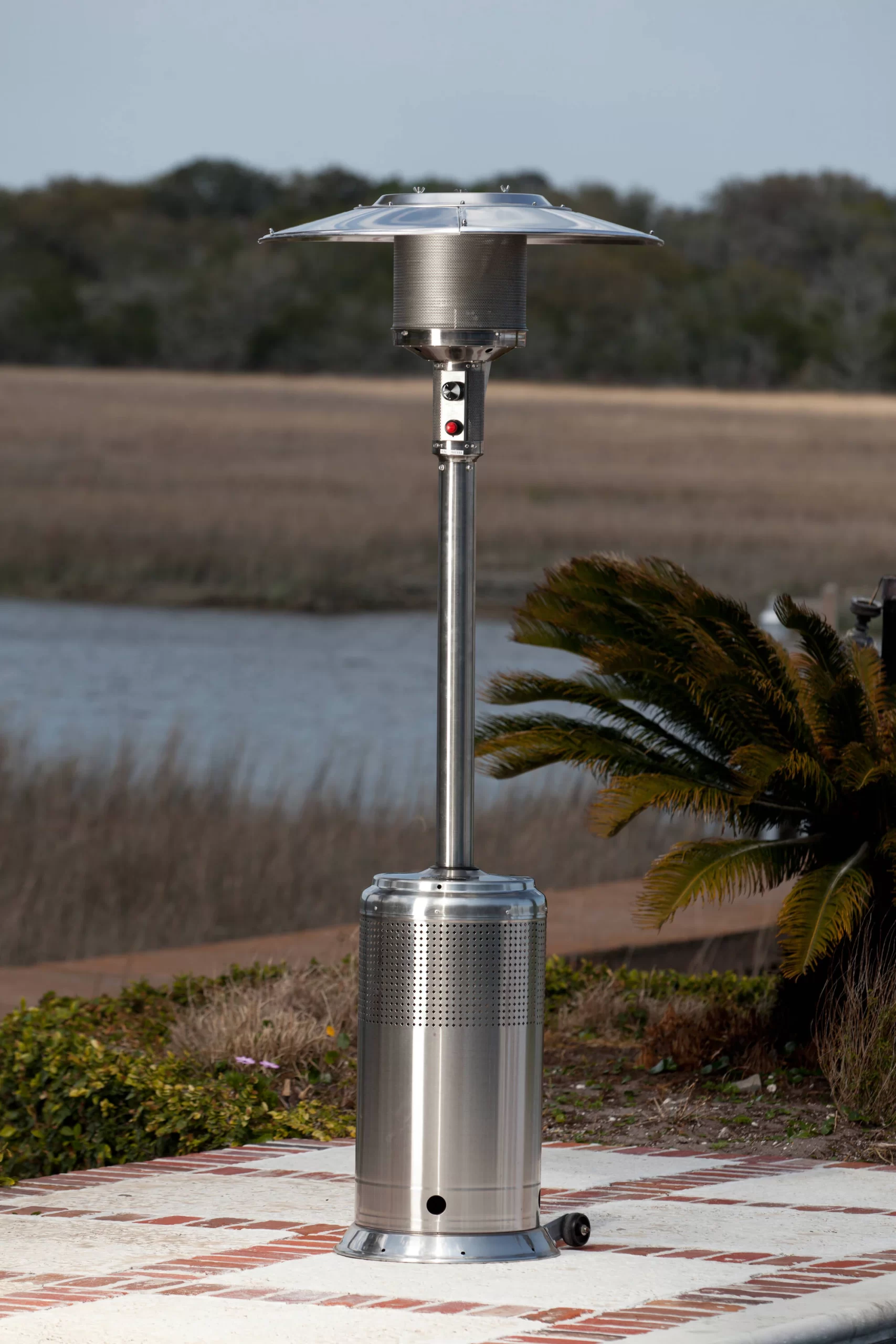 Fire Sense 46000-BTU Silver Stainless Steel Floorstanding Liquid Propane Patio Heater