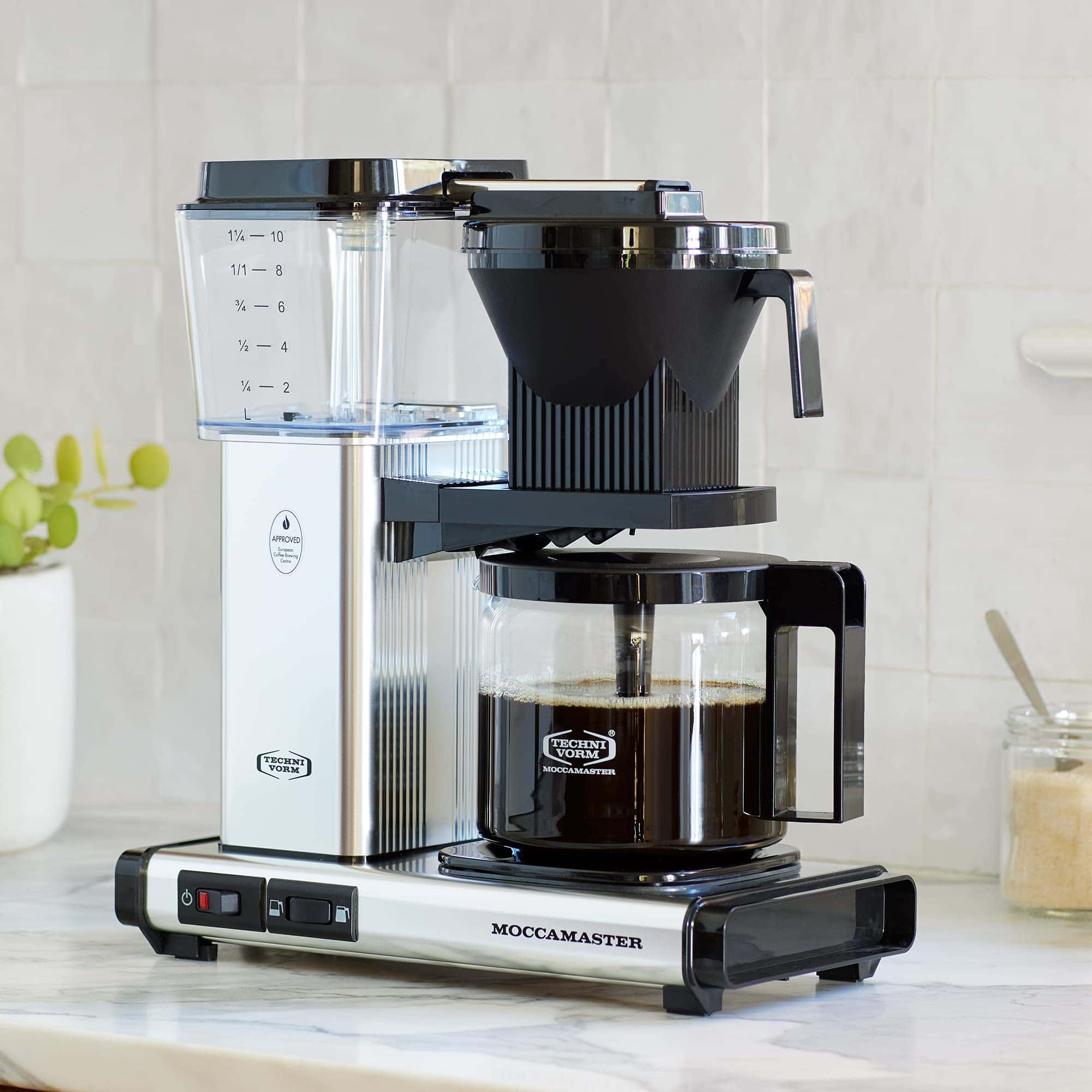 Technivorm Moccamaster 53947 KBGV 10-Cup Coffee Maker Orange, 40 Ounce, 1.25l