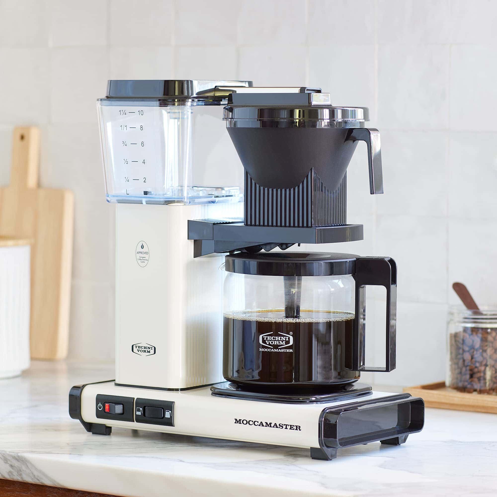 Moccamaster 53933 KBGV Select 10-Cup Coffee Maker, Off-White, 40 ounce, 1.25l