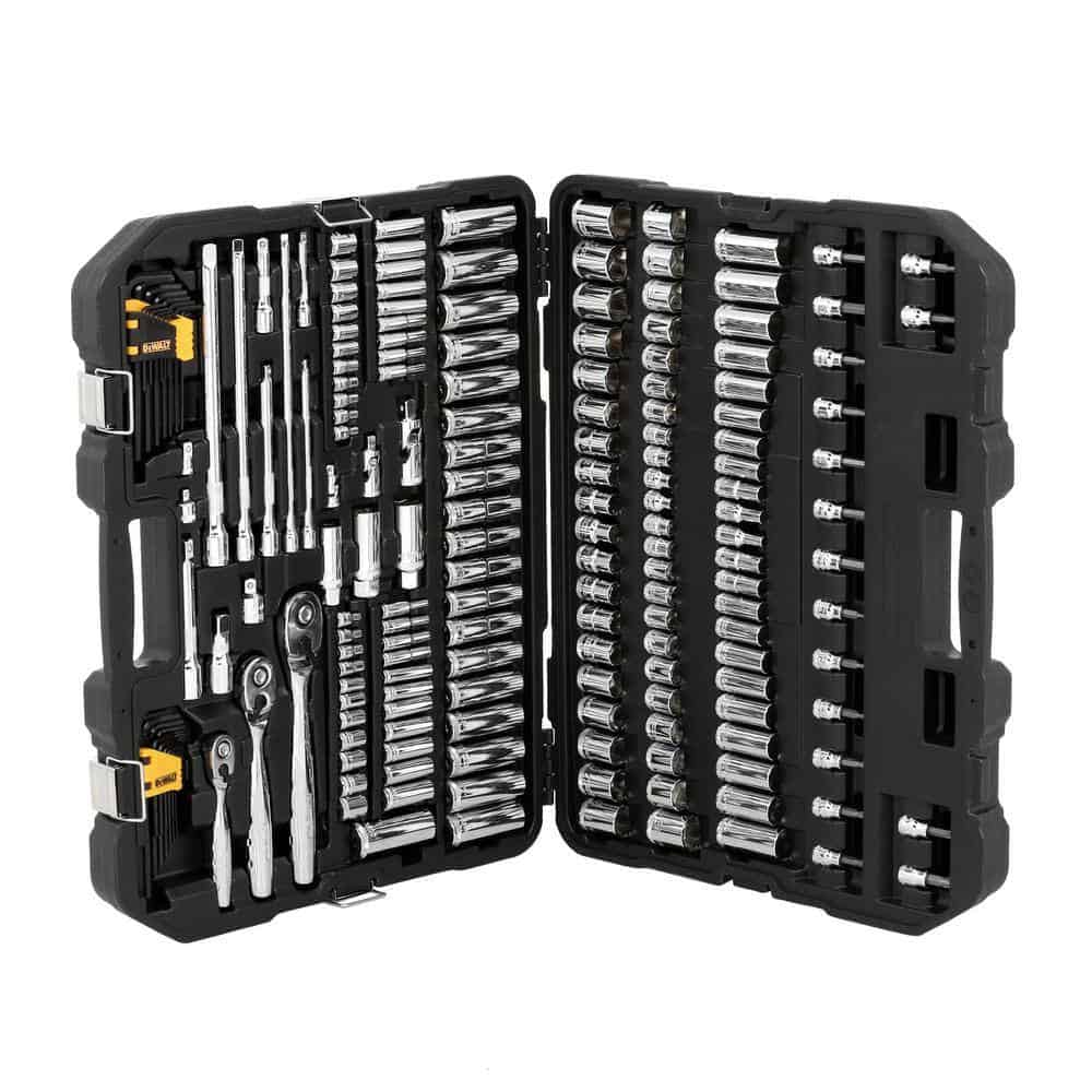 DEWALT DWMT75049 Chrome Vanadium Mechanics Tool Set (192-Piece)