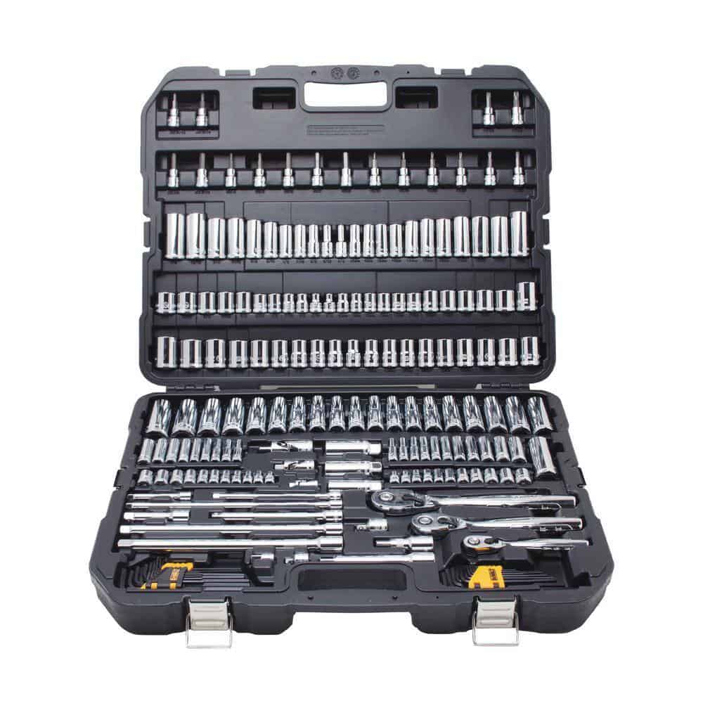 DEWALT DWMT75049 Chrome Vanadium Mechanics Tool Set (192-Piece)