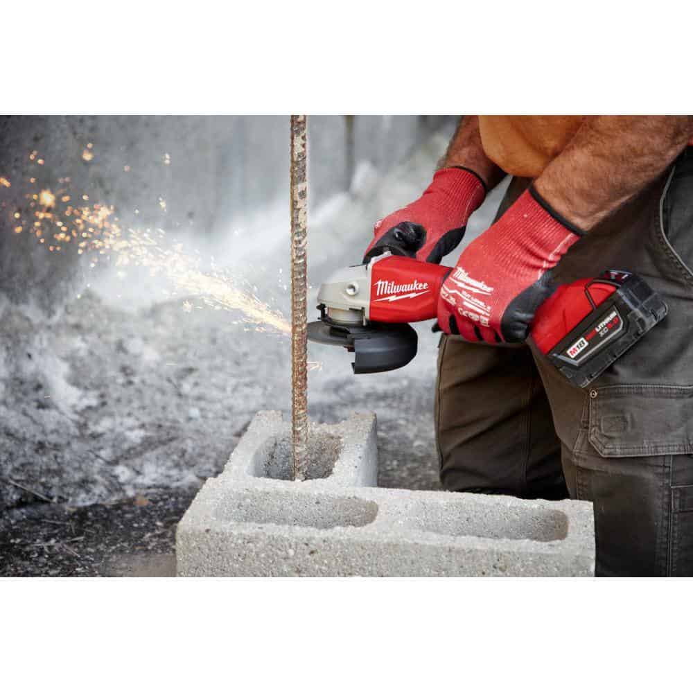 Milwaukee M18 18V Lithium-Ion Brushless Cordless 4-1/2 in./5 in. Grinder w/Paddle Switch (Tool-Only)