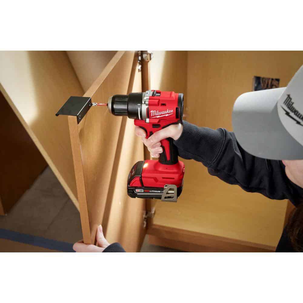 Milwaukee M18 18V Lithium-Ion Brushless Cordless 1/2 in. Compact Drill/Driver (Tool-Only)