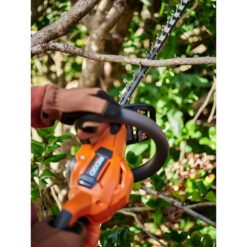 RIDGID R01401B 18V Brushless Cordless Battery 22 in. Hedge Trimmer (Tool Only)