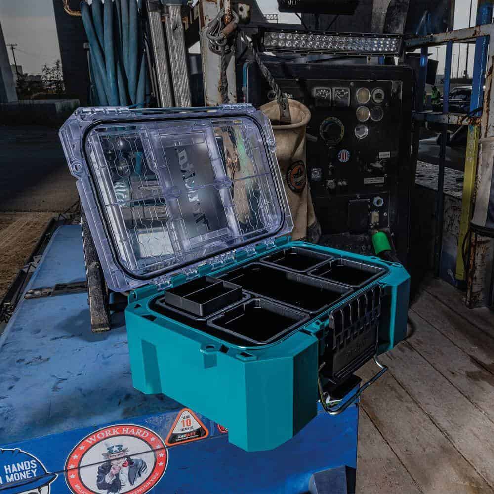 Makita MAKTRAK Deep Compact Organize
