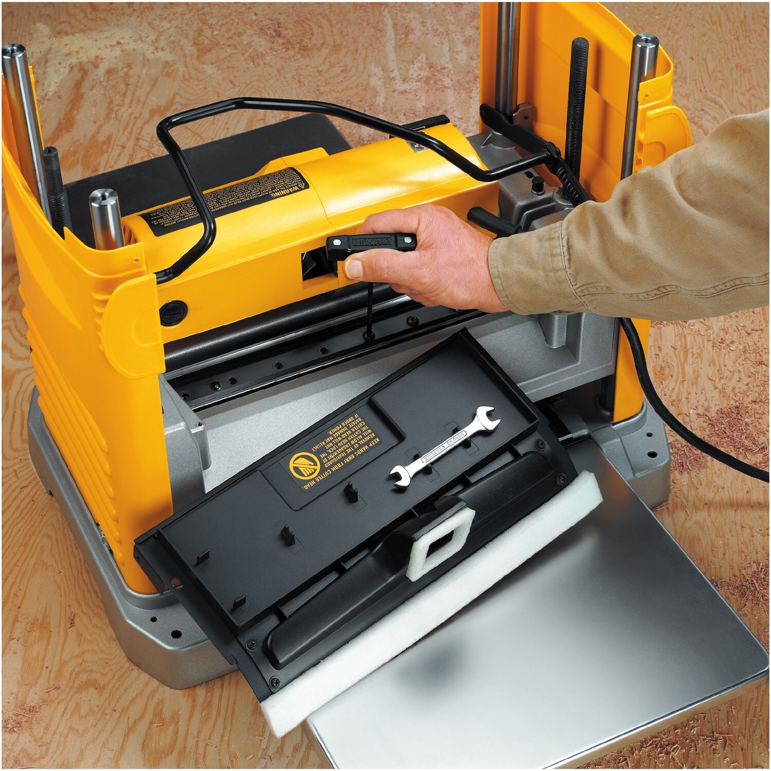 DEWALT 12.5-in W 15-Amp Benchtop Planer - Image 15