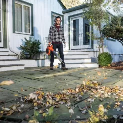 Husqvarna 125B 28-cc 2-cycle 470-CFM 170-MPH Gas Handheld Leaf Blower
