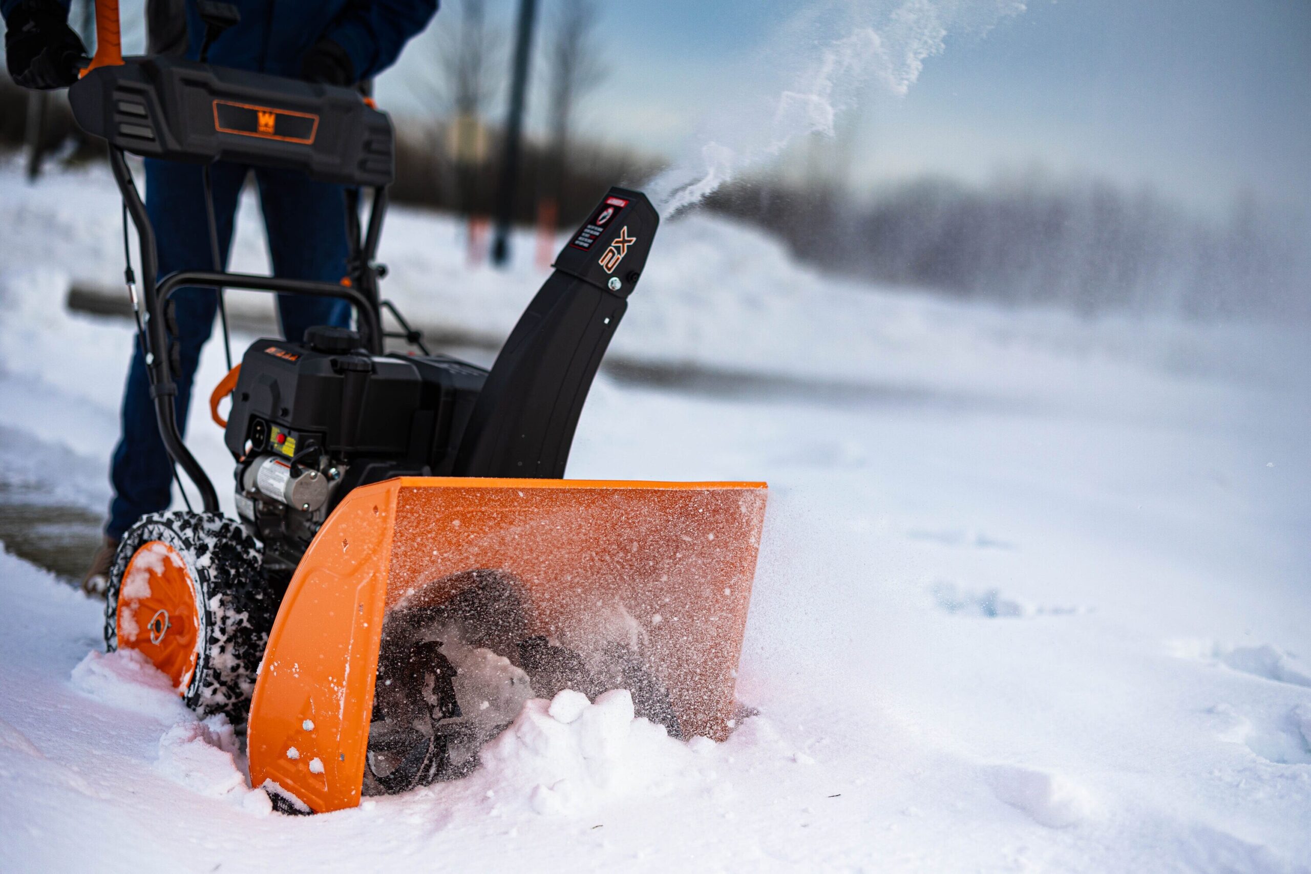 WEN SB209E 24-in Two-stage Self-propelled Gas Snow Blower
