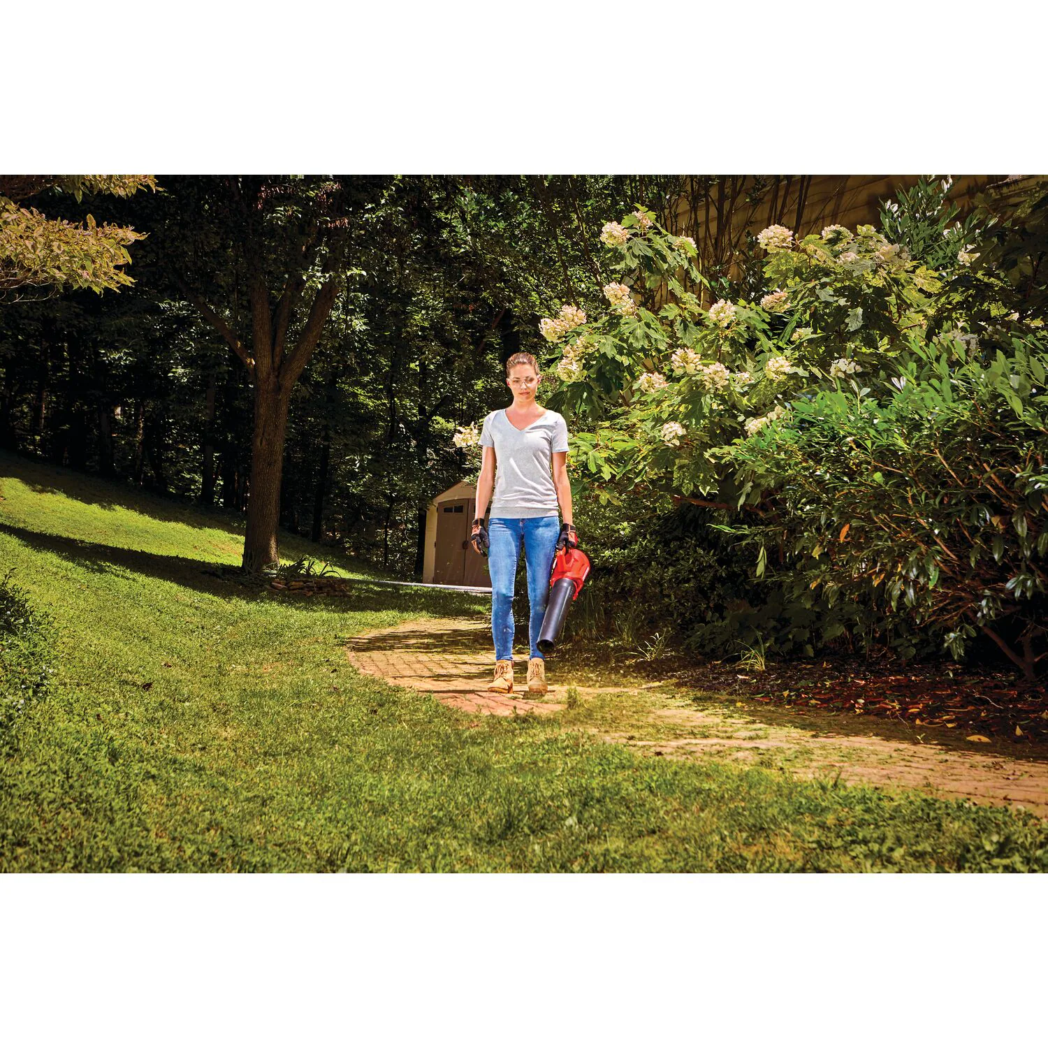 CRAFTSMAN 20-volt Max 340-CFM 90-MPH Battery Handheld Leaf Blower 2 Ah (Battery and Charger Included)