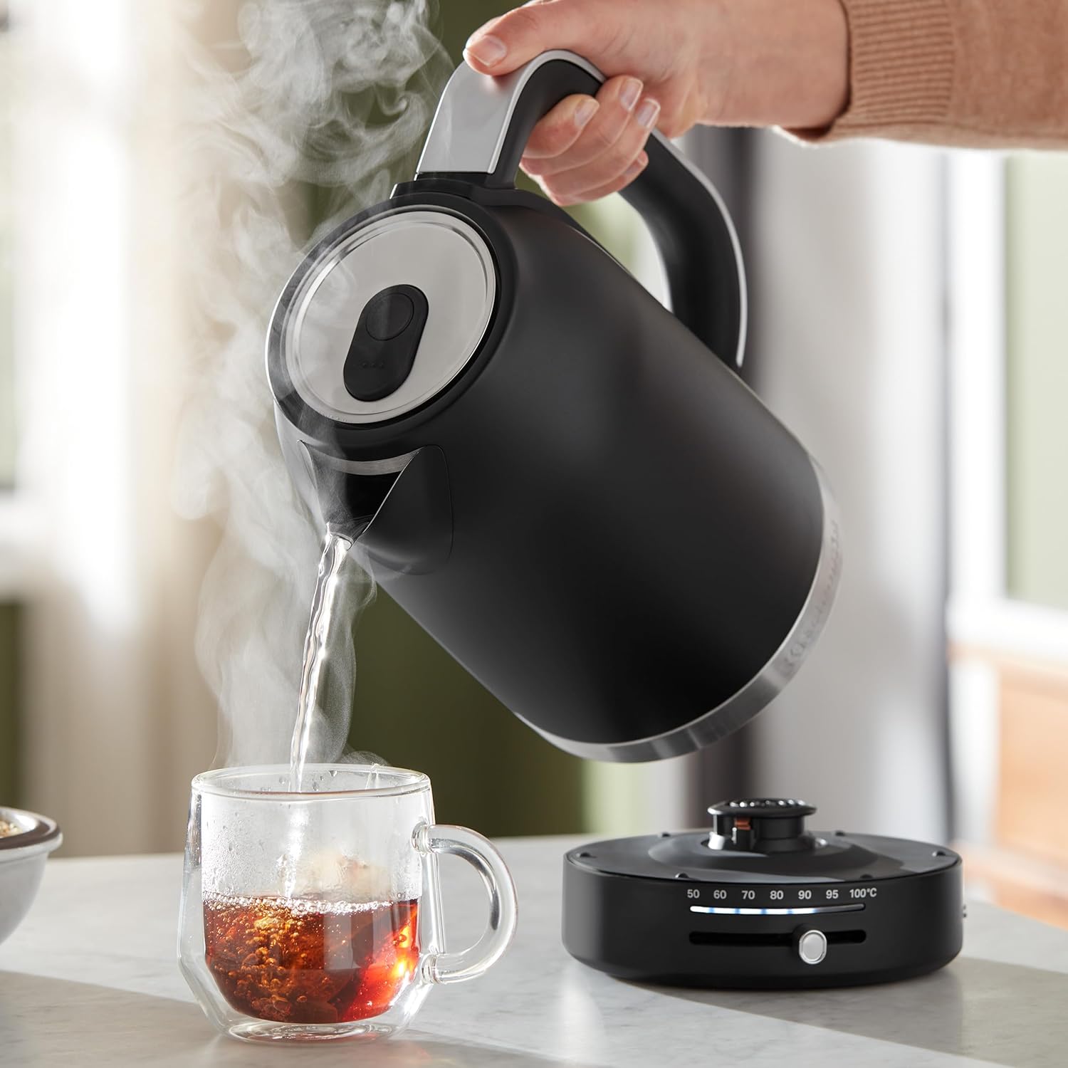 KitchenAid 1.7 Liter Electric Kettle, KEK1701