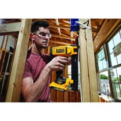 DEWALT 20V MAX Lithium-Ion Cordless Cable Stapler (Tool Only)