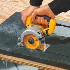 DEWALT 4-3/8 in. Wet/Dry Hand-Held Tile Cutter