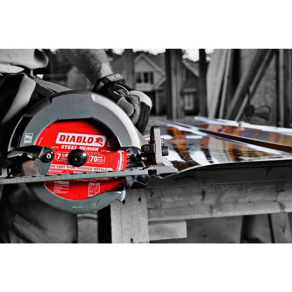 DIABLO 7-1/4in. x 70-Teeth Steel Demon Carbide-Tipped Saw Blade for Thin Metal
