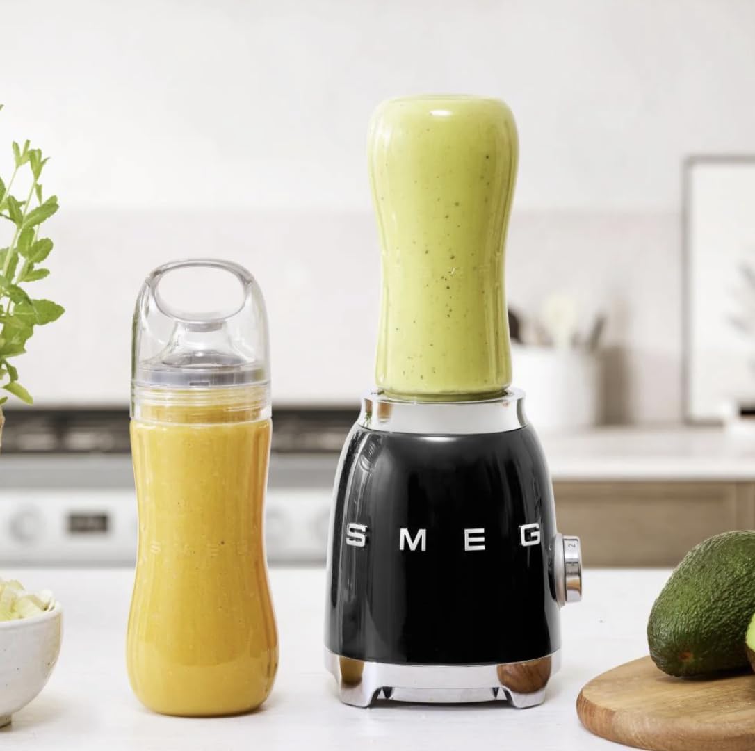 SMEG 50's Retro Style Personal Blender with Backlit Knob and Two 600 ML BPA Free bottles, Black