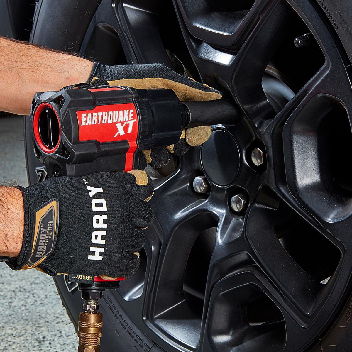 EARTHQUAKE XT 1/2 in. Composite Air Impact Wrench, Twin Hammer, 1200 ft-lbs, Red