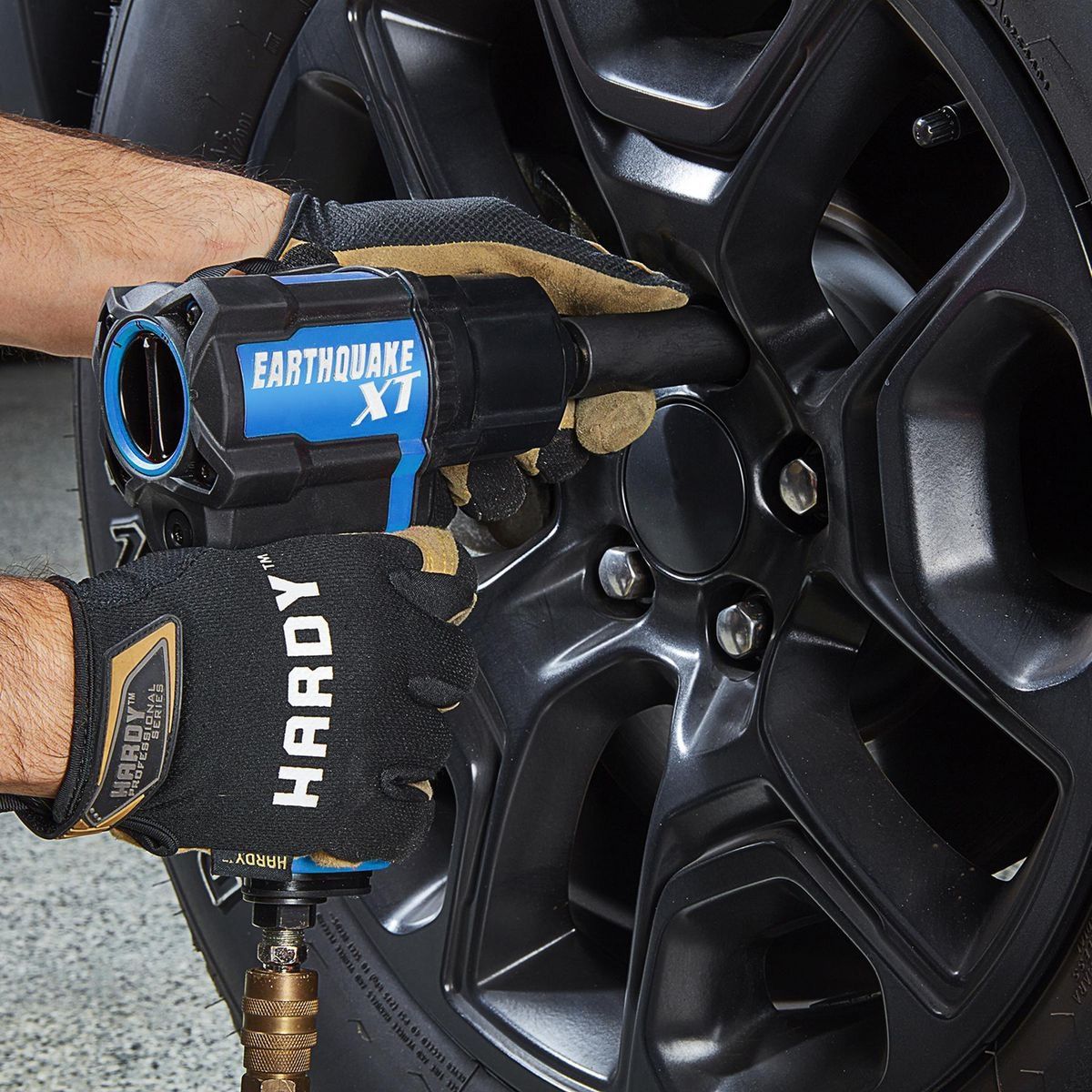 EARTHQUAKE XT 1/2 in. Composite Air Impact Wrench, Twin Hammer, 1200 ft-lbs, Blue
