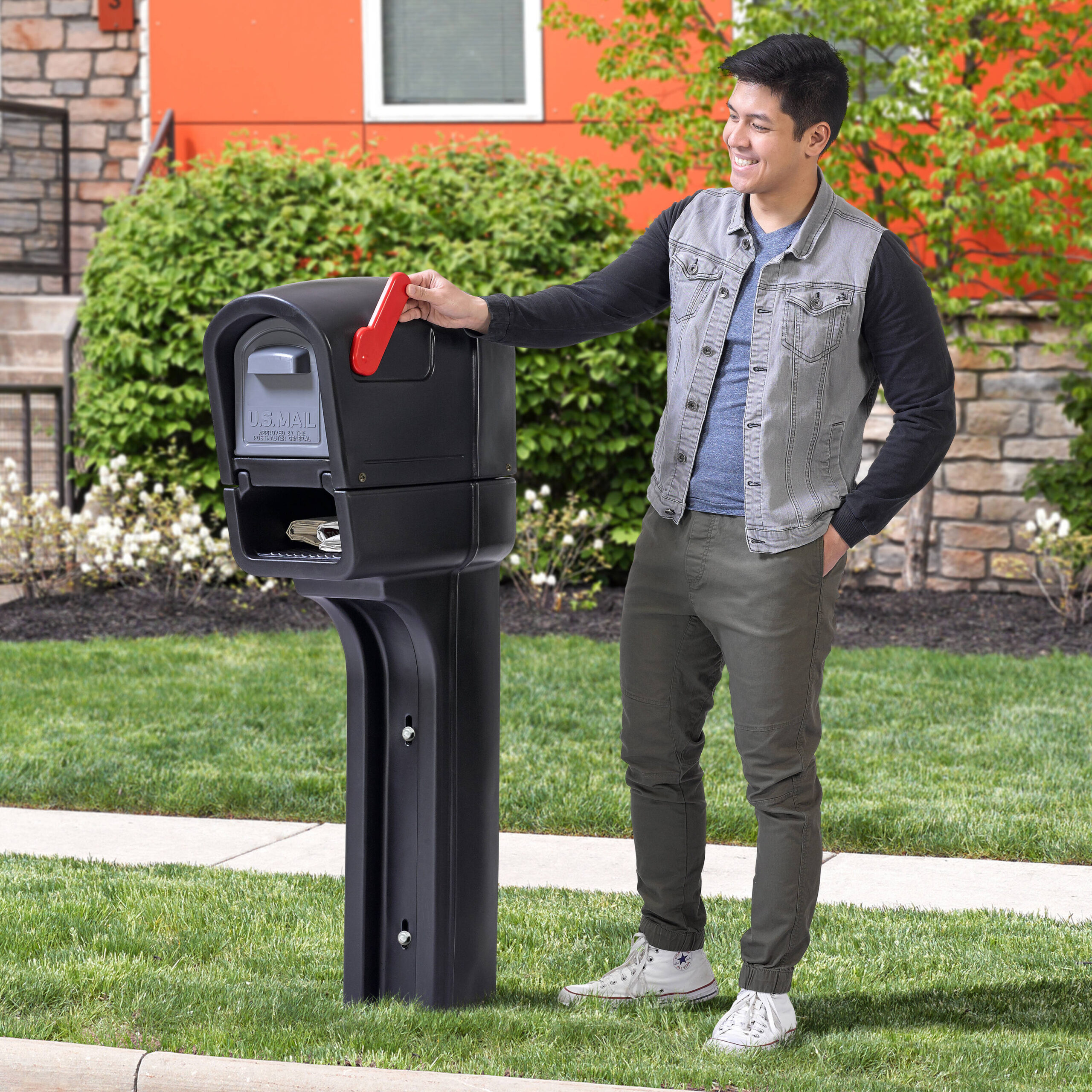 Step2 MailMaster Plastic Large Mailbox Black - Image 3