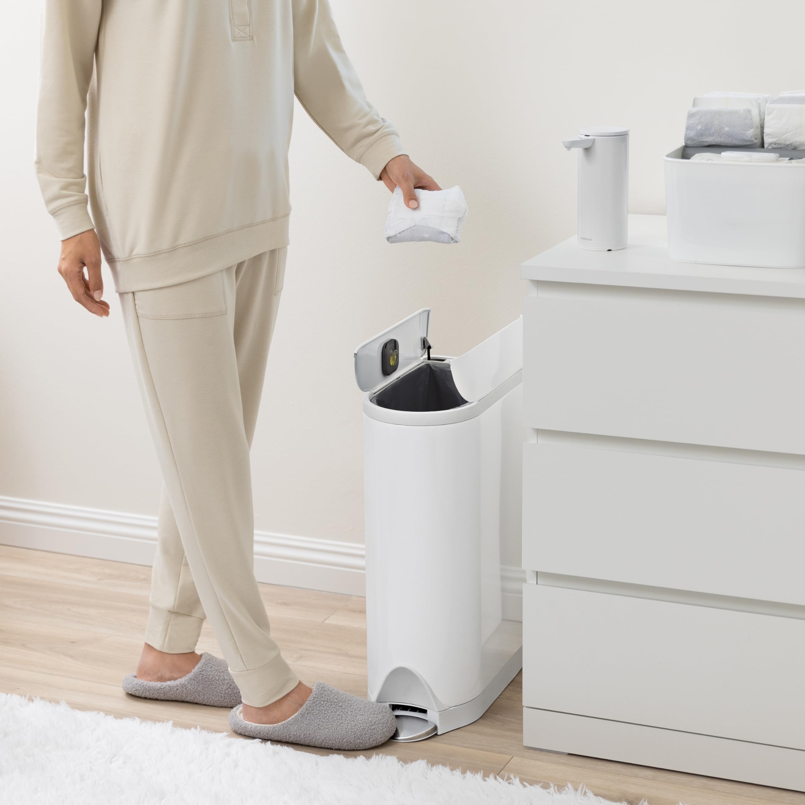 simplehuman Diaper Can with Odorsorb System (Odorsorb Pods and Odorsorb Liners), 18 Liter/ 4.8 Gallon, White Stainless Steel