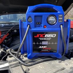 Clore Automotive Jump-N-Carry JNC660 1700 Peak Amp 12 Volt Jump Starter, Blue