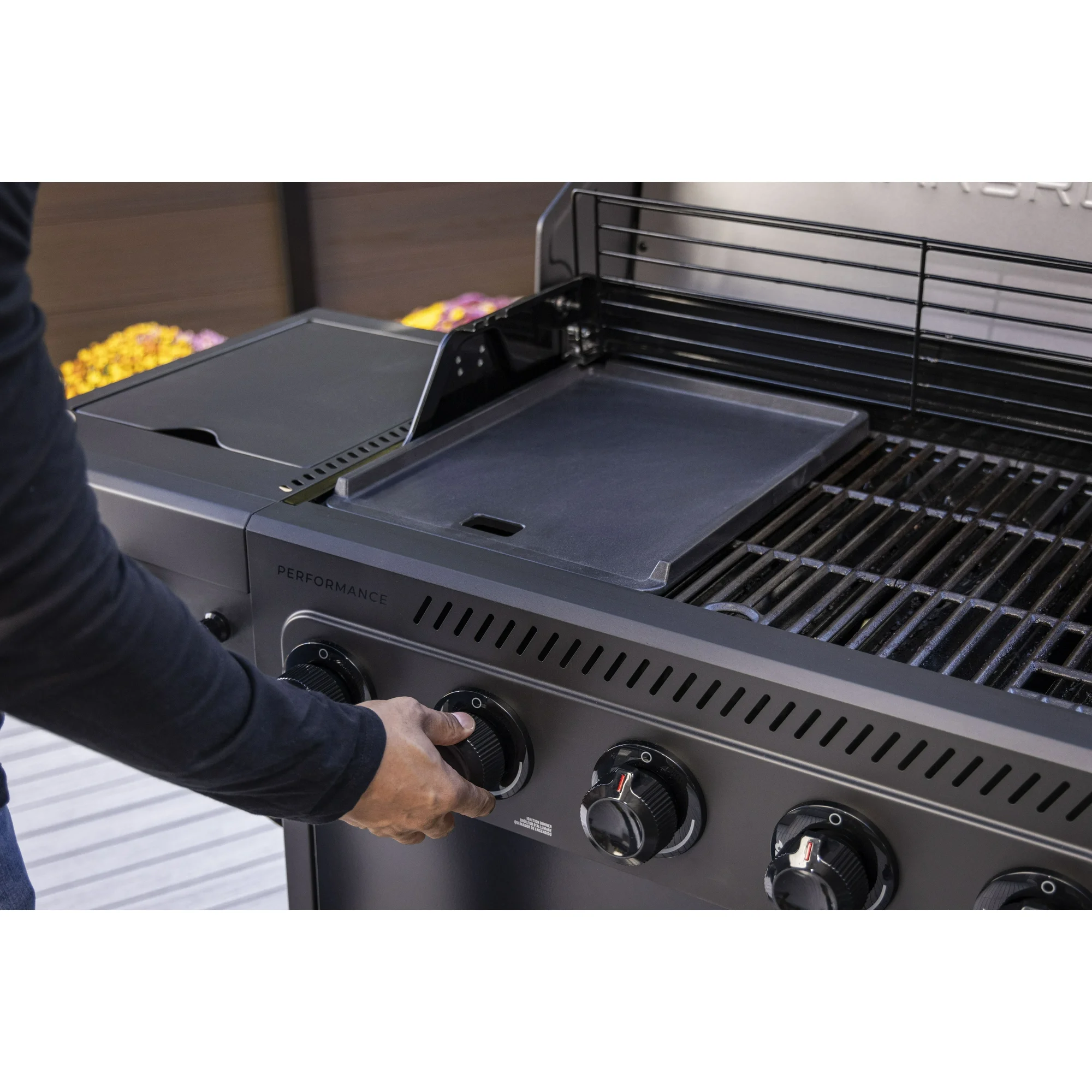 Charbroil Performance Series FlavorMax 5-Burner Gas Grill with Side Burner and 12" Griddle