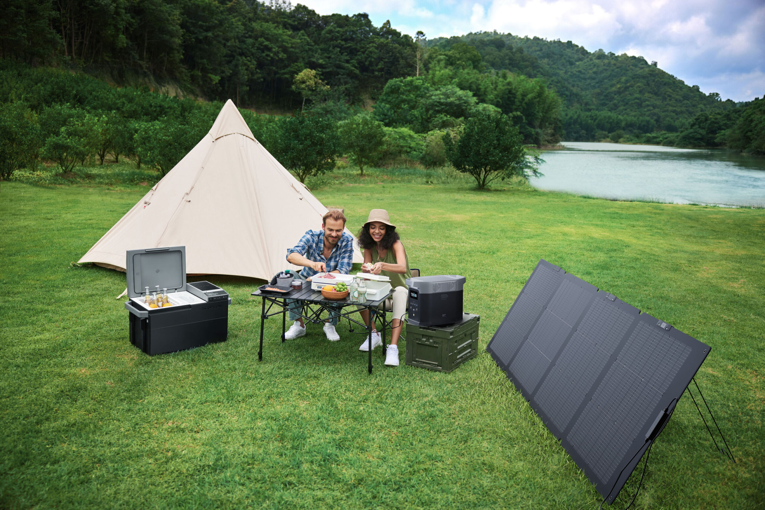EcoFlow NextGen 220W Bifacial Portable Solar Panel 84.8-in x 24.2-in x 1-in 220-Watt Portable Solar Panel