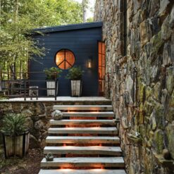 Hinkley Porter 1 -Light 22-in H Antique Black Hardwired Outdoor Wall Light