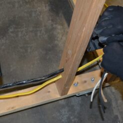 Southwire 125-ft 8 / 2 / Romex SIMpull Stranded Indoor CU NM-B W/G Individual pack ( By-the-roll )