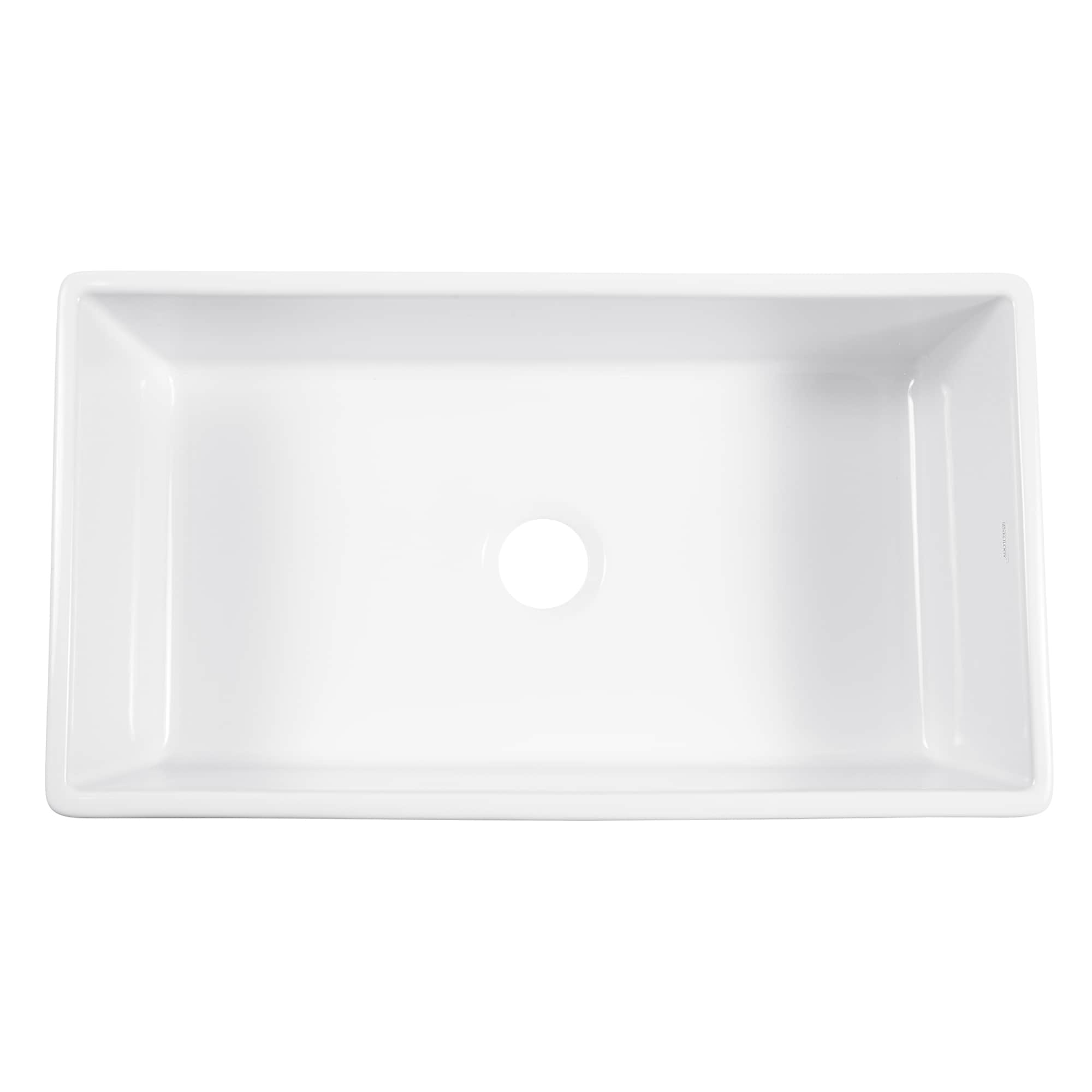 SINKOLOGY Austen Undermount Farmhouse apron front 33-Inches x 18-Inches Fireclay Single bowl Kitchen Sink