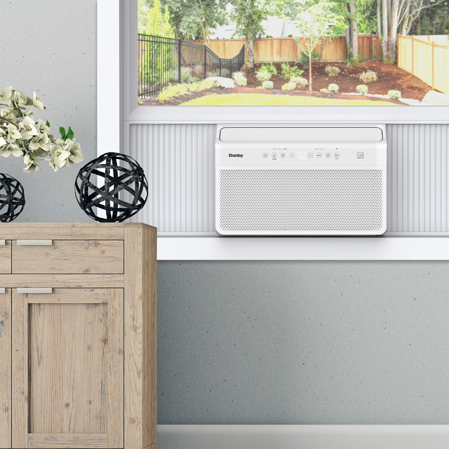 Danby 450-sq ft Window Air Conditioner with Remote ( 115-Volt , 10000-BTU ) ENERGY STAR Certified Wi-Fi enabled