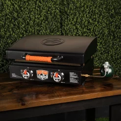 Blackstone 22” On The Go Griddle with Hood