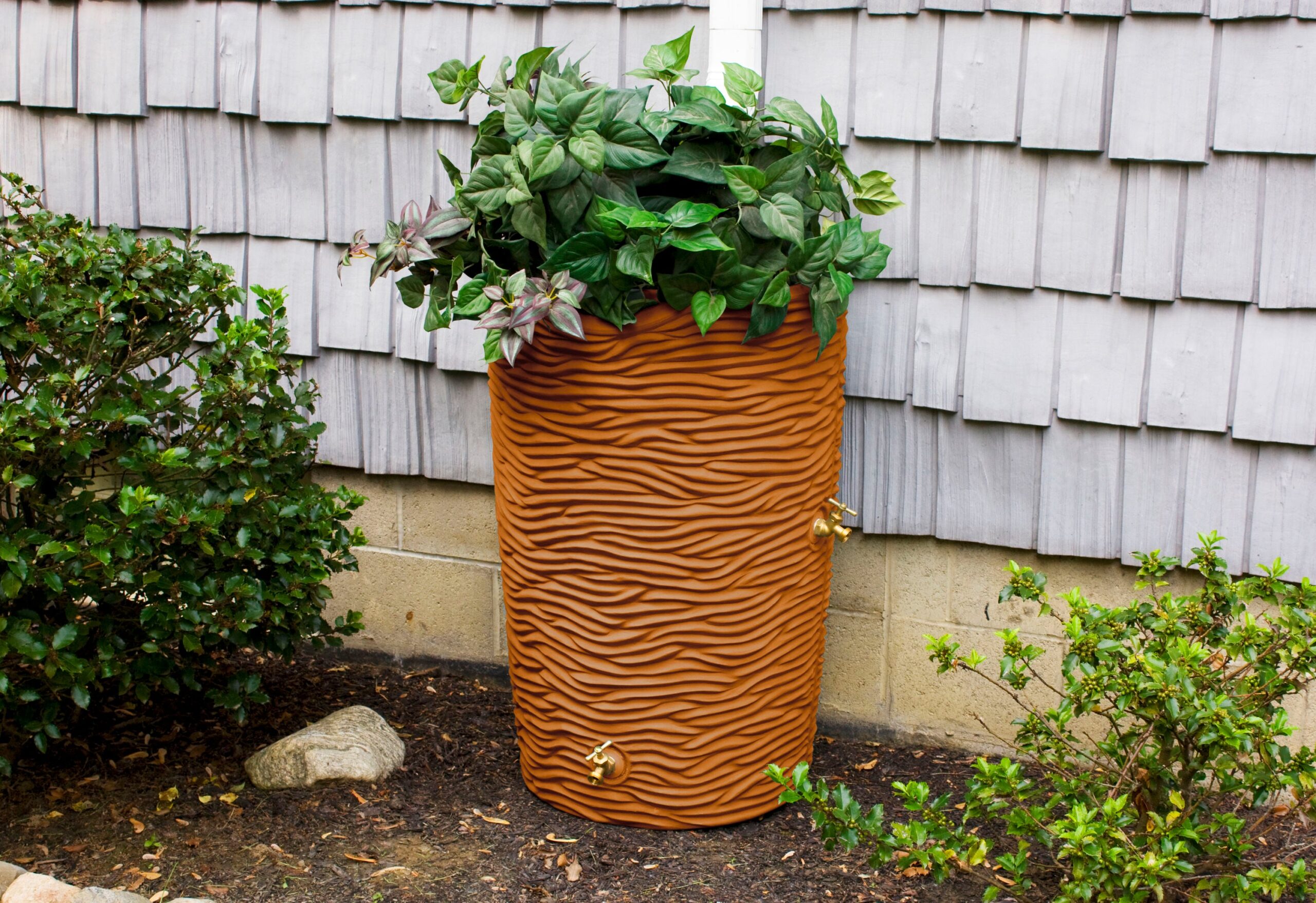 Good Ideas 50-Gallons Terra Cotta Plastic Rain Barrel Spigot