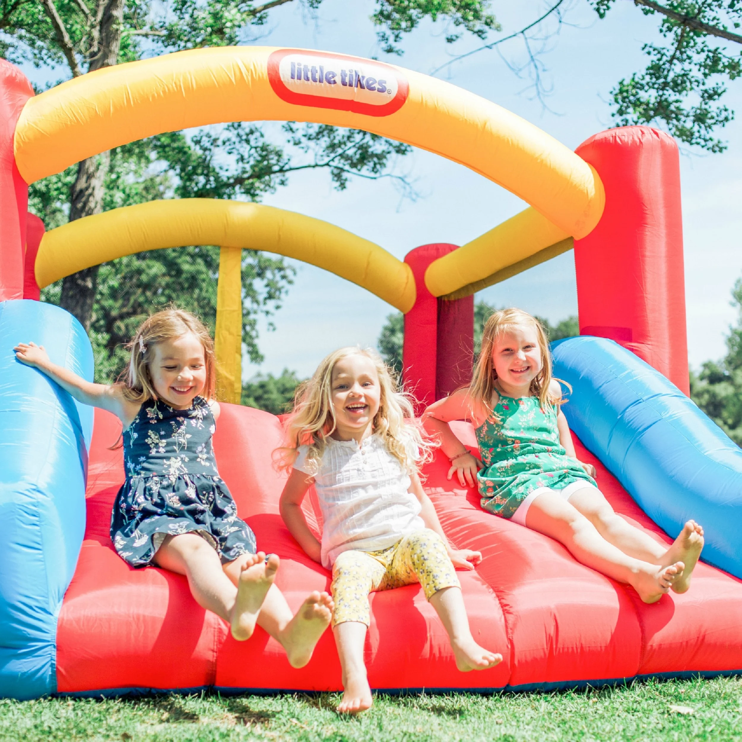 Little Tikes Jump 'n Slide 9'x12' Inflatable Bounce House, Multi-color, for Kids 3+